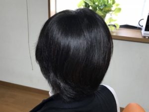 後ろから見た仕上がりの髪